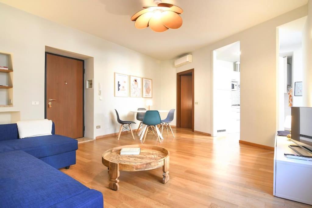Porta Genova Bilocale Di Charme Apartamento Milão Exterior foto